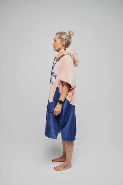 Poncho Mare e Surf Adulto in Spugna di Cotone "Chasing Madame" – Taglia Unica